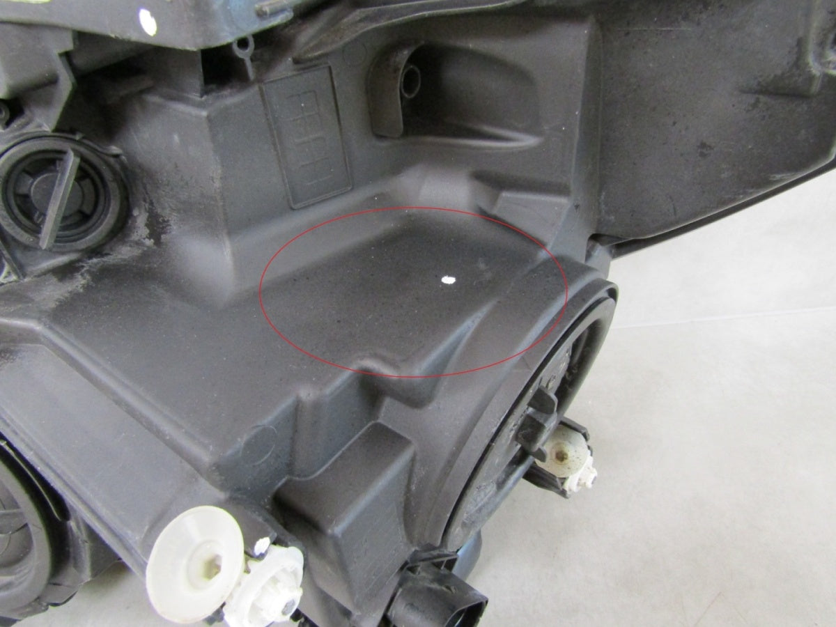 Prednji far MERCEDES V klasa W447 14- halogen RH desni A477 906 78 00