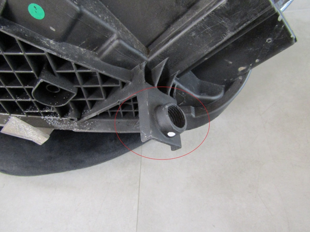 Prednji far MERCEDES V klasa W447 14- halogen RH desni A477 906 78 00