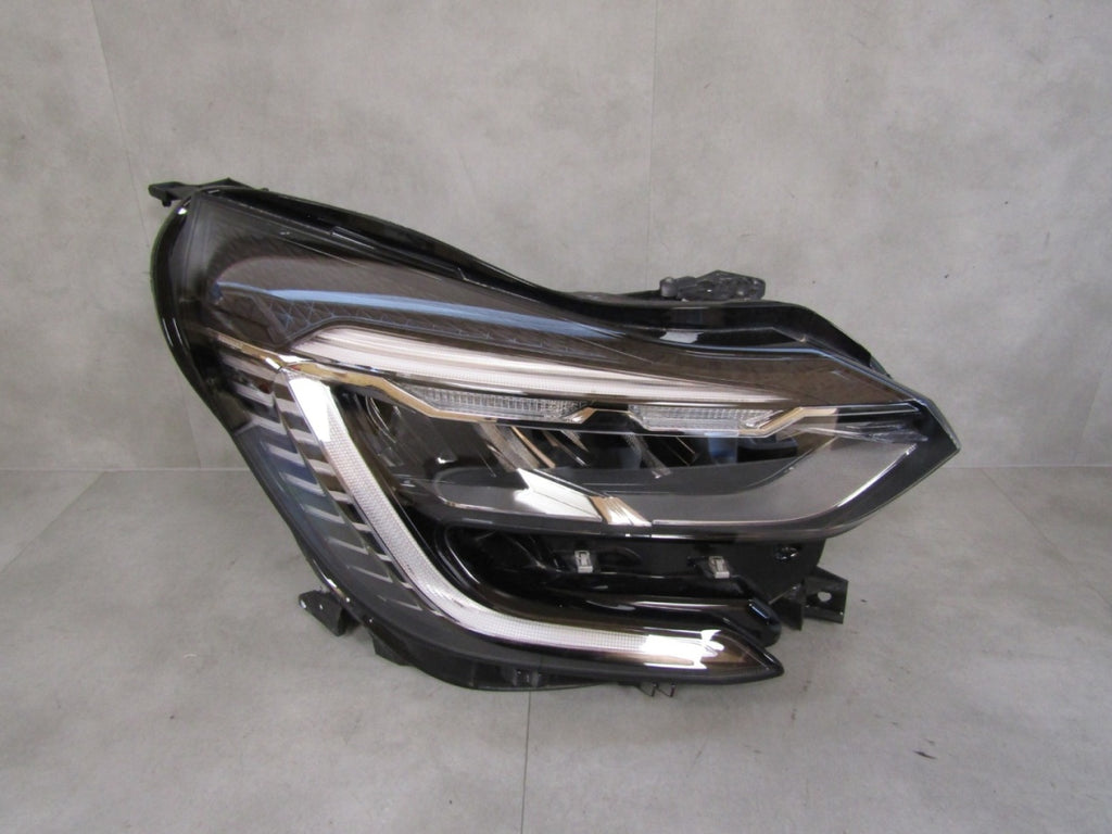 Prednji far RENAULT CAPTUR 2 II LED PURE VISION 19-23 RH desni 260104525R