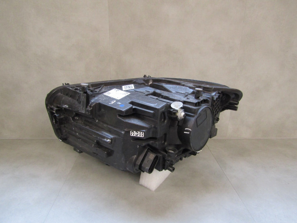 Prednji far MERCEDES B klasa W247 LED LIFT PERFORMANCE RH 22- A2479061004