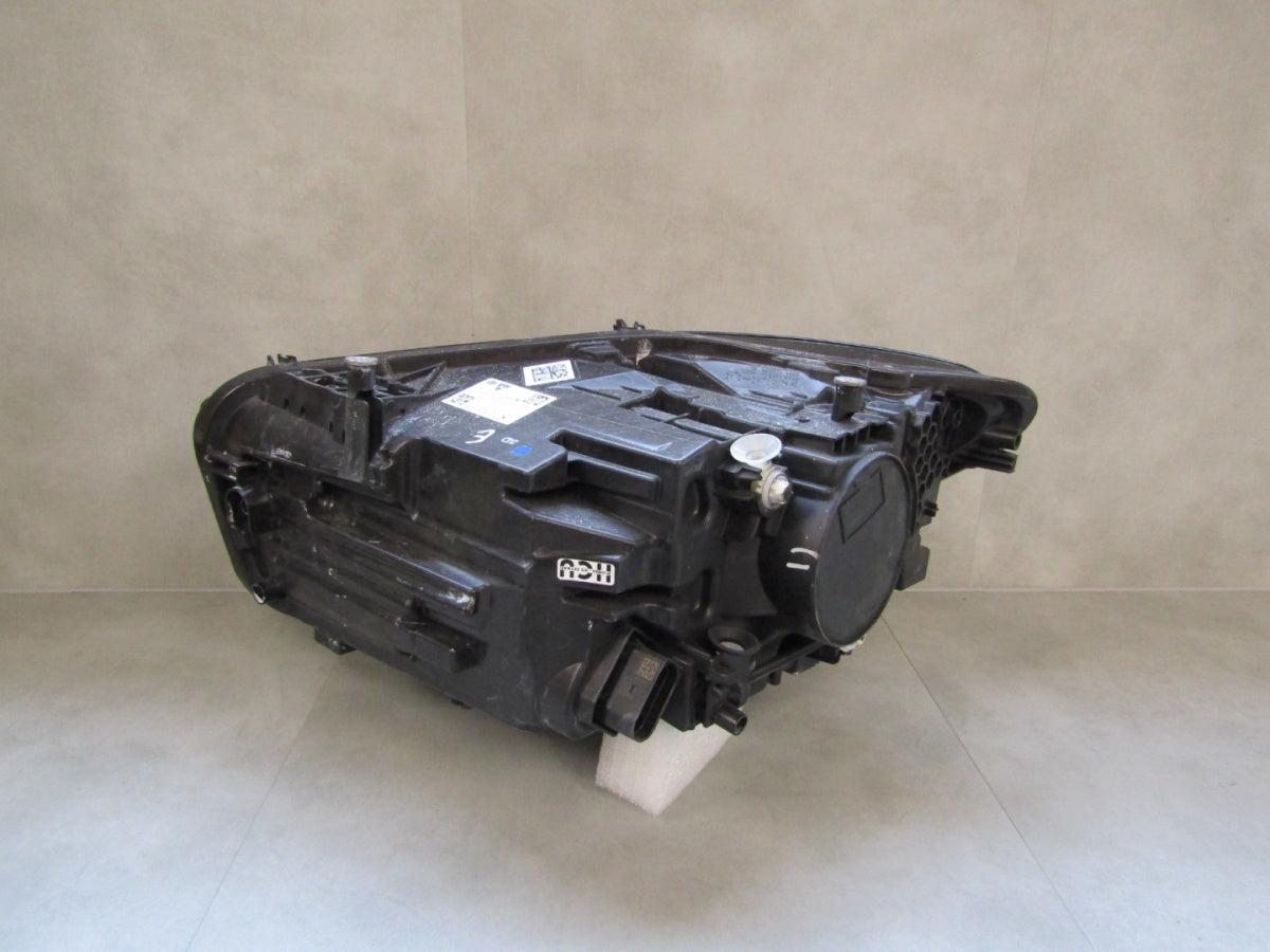 Prednji far MERCEDES B klasa W247 LED LIFT PERFORMANCE RH 22- A2479061004