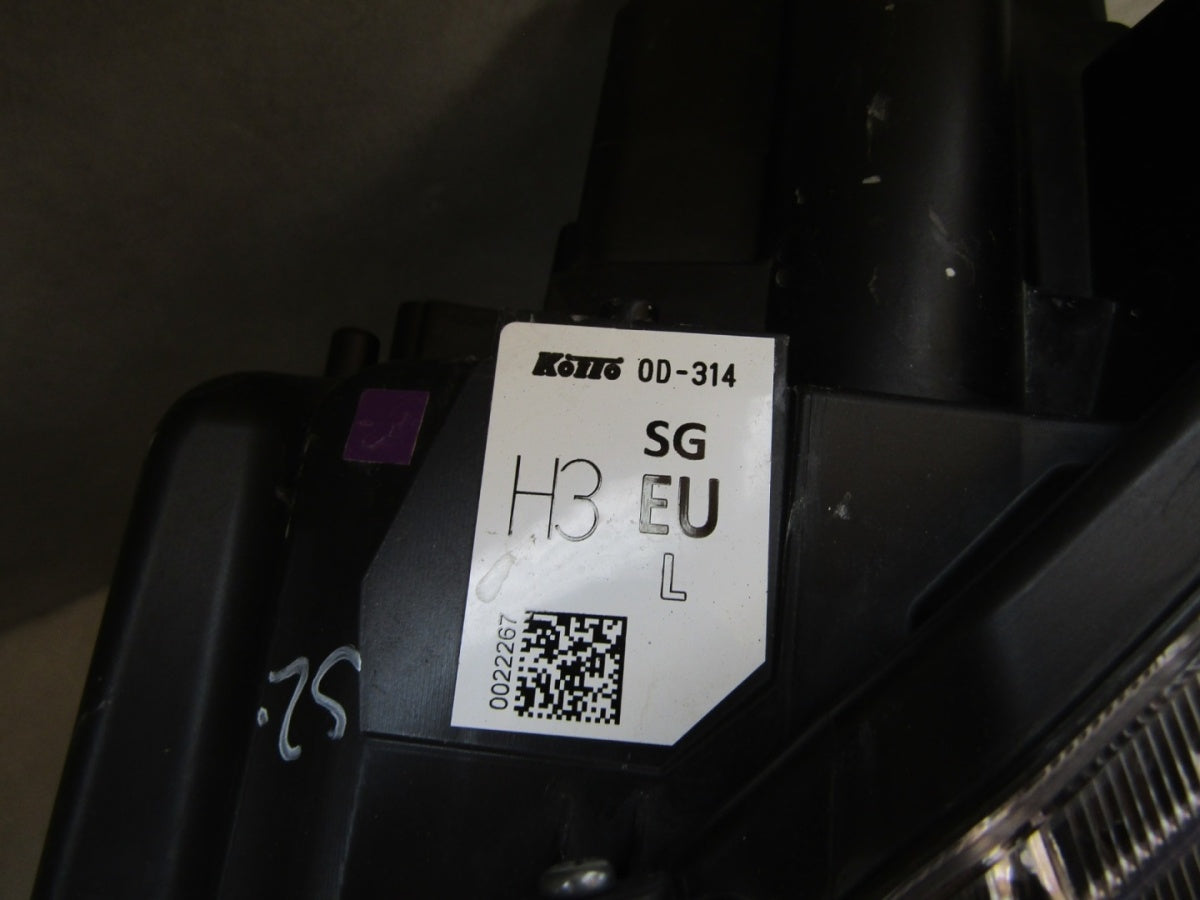 Prednji far TOYOTA YARIS CROSS FULL LED 20- LH lijevi