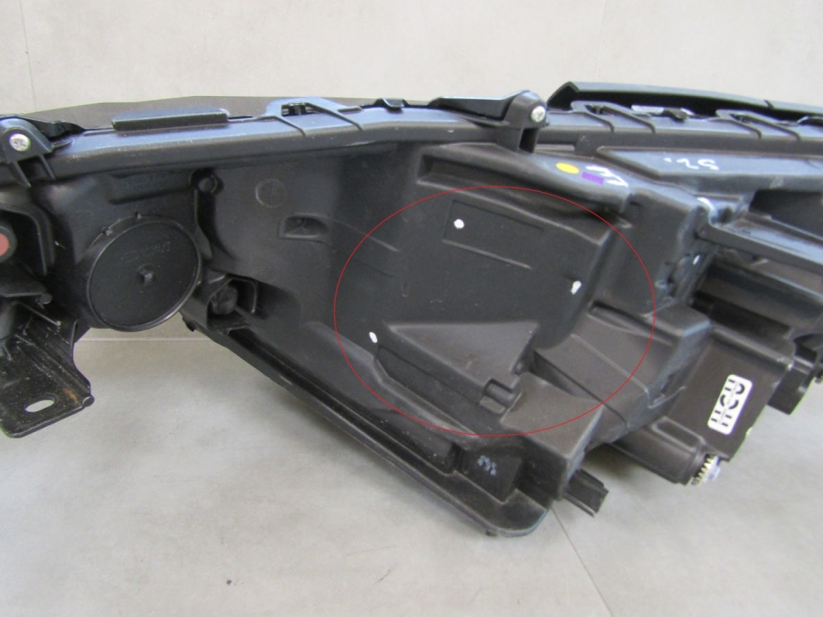 Prednji far TOYOTA BZ4X EA10 FULL LED RH desni 22-