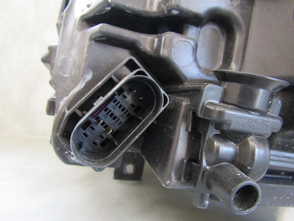 Prednji far MERCEDES B klasa W247 LIFT MULTIBEAM 23- RH A2479061404
