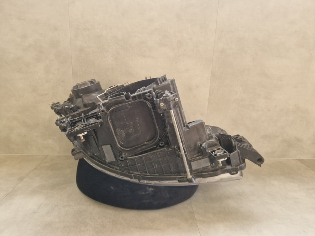 Prednji far MERCEDES ACTROS MP4 halogen Z LED LH lijevi A9618204039