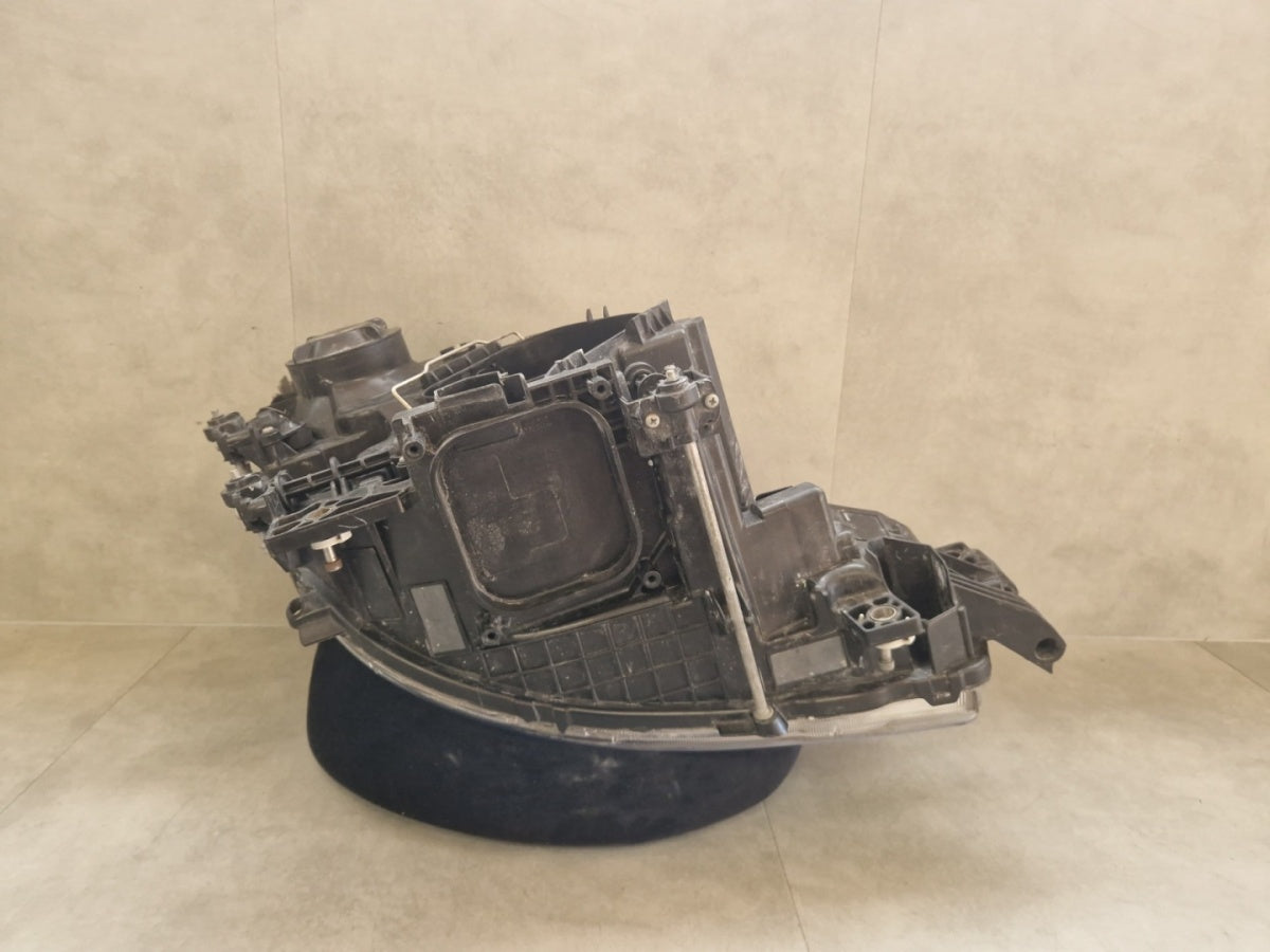 Prednji far MERCEDES ACTROS MP4 halogen Z LED LH lijevi A9618204039