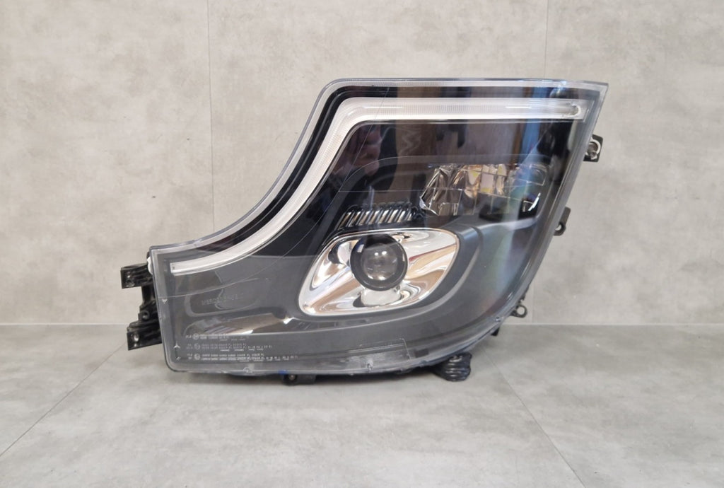 Prednji far MERCEDES ACTROS W961 MP5 MP 5 FULL LED 18-23 lijevi LH A9618200859