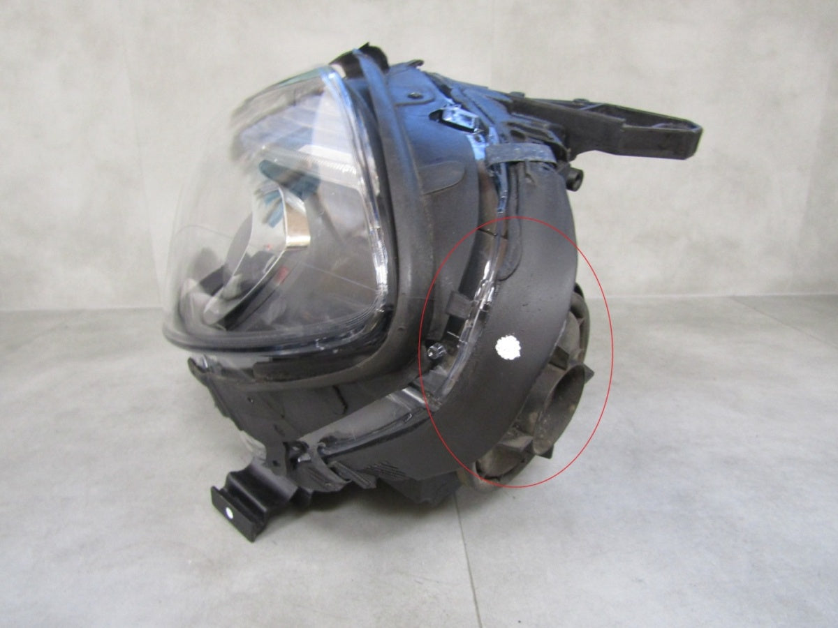 Prednji far MERCEDES B klasa W246 xenon NIE zakretni LH lijevi 11-14 A2468207161