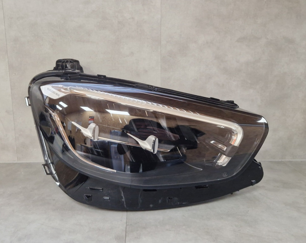 Prednji far MERCEDES E klasa W213 LED LIFT 20- desni RH