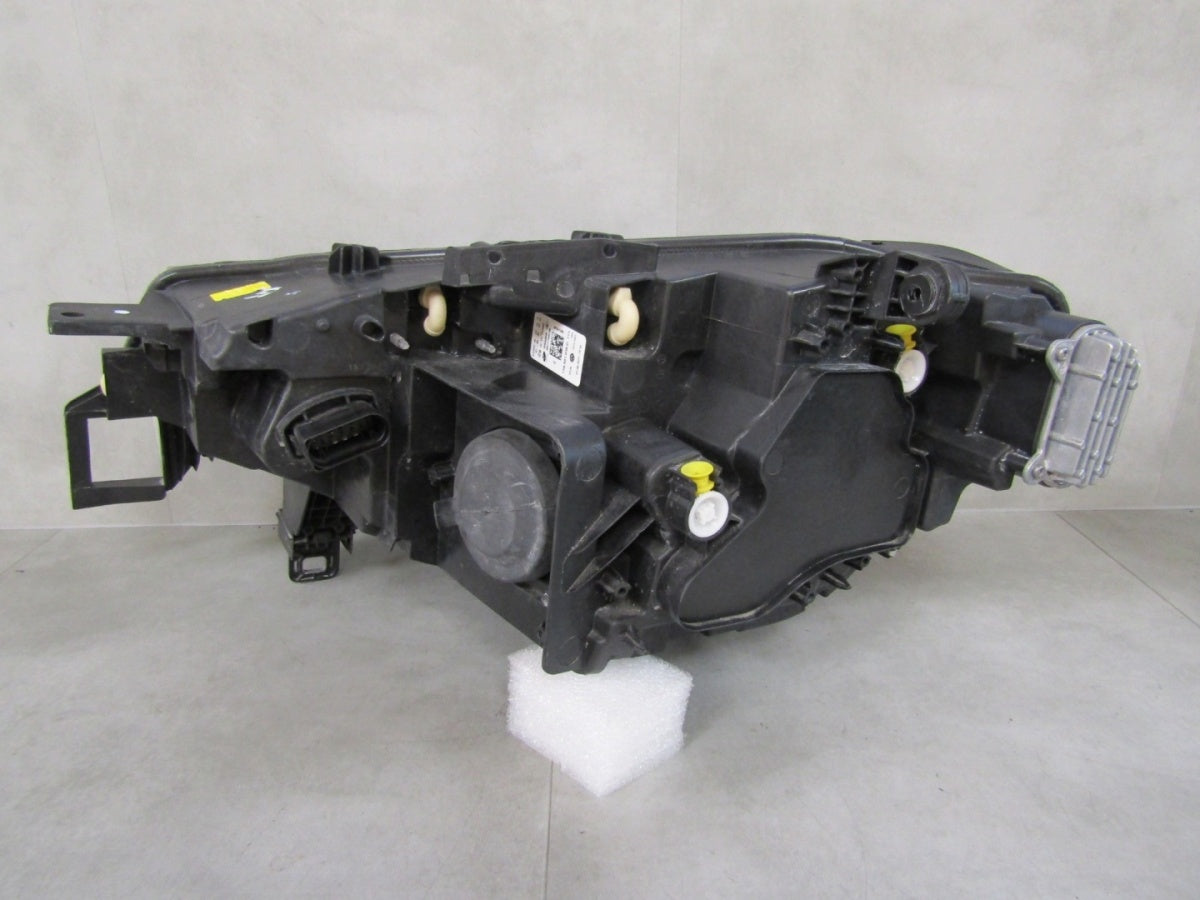 Prednji far VW ID.4 ID4 ID.5 ID5 FULL LED IQ LIGHT 20- RH desni 11B941036D