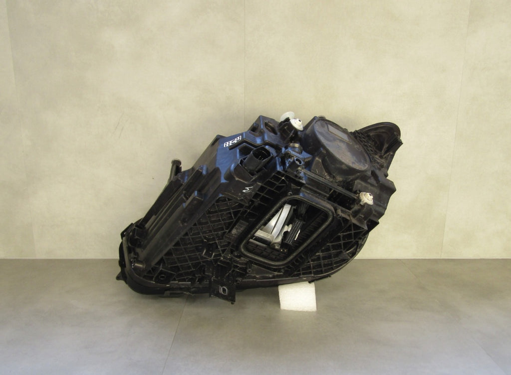 Prednji far MERCEDES B klasa W247 LIFT LED PERFORMANCE 22- RH A2479061004