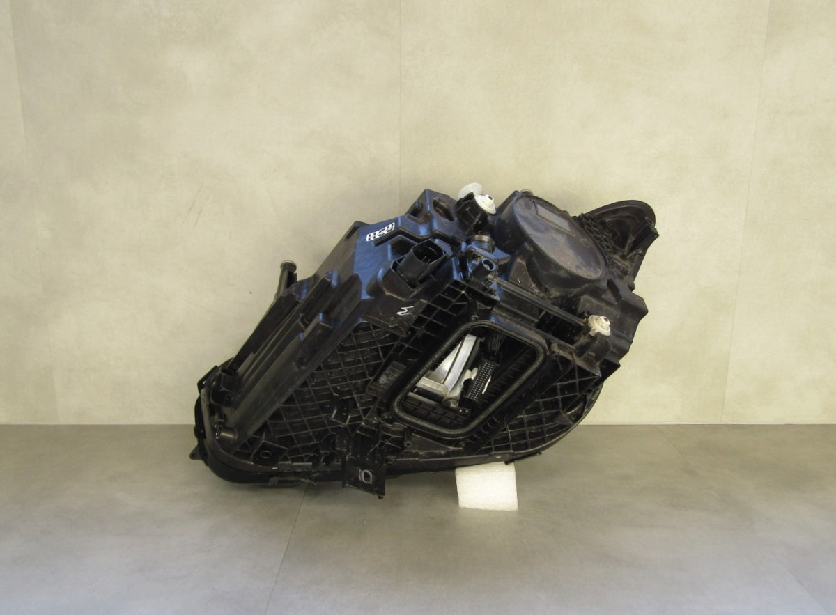 Prednji far MERCEDES B klasa W247 LIFT LED PERFORMANCE 22- RH A2479061004