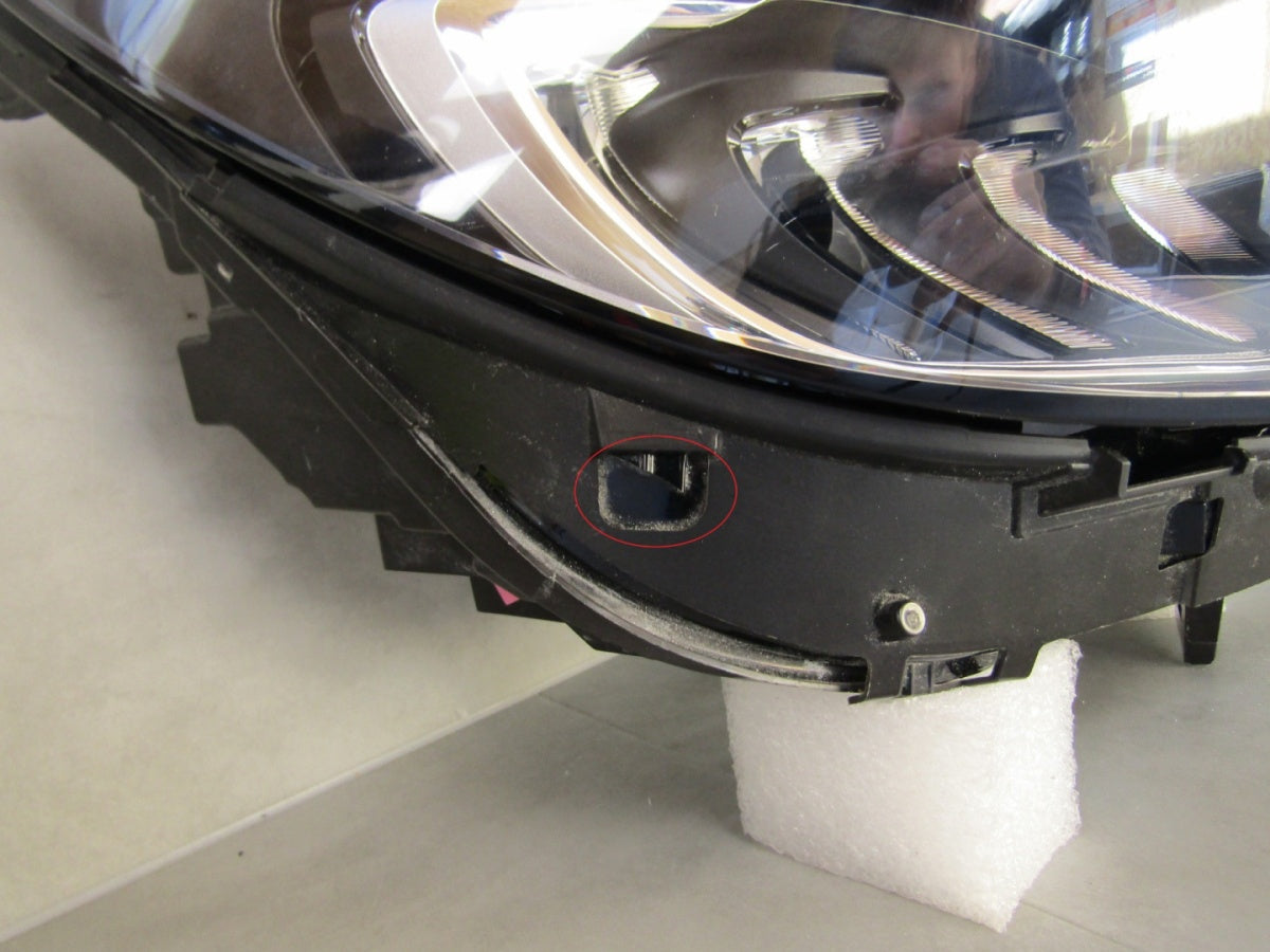 Prednji far MERCEDES B klasa W247 LIFT LED PERFORMANCE 22- RH A2479061004