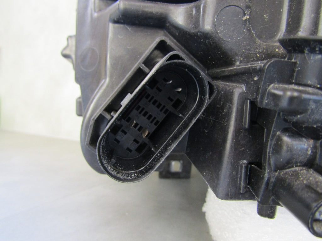 Prednji far MERCEDES B klasa W247 LIFT LED PERFORMANCE 22- RH A2479061004