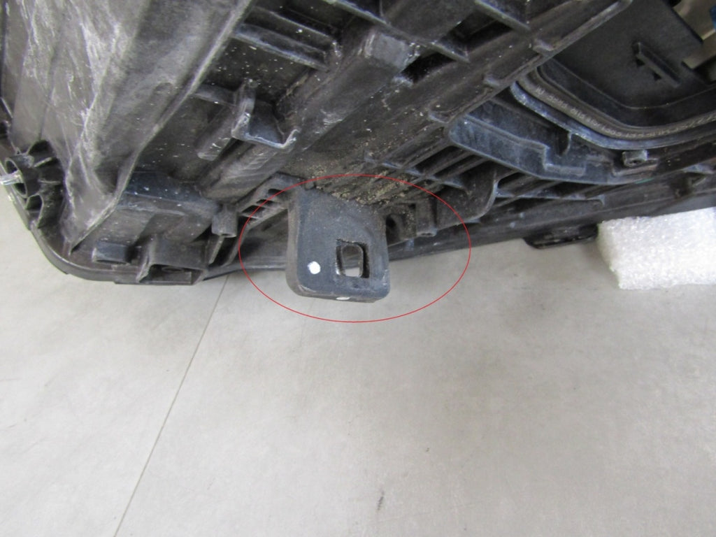 Prednji far Mercedes A klasa W177 LIFT MULTIBEAM 23- RH desni A1779065804