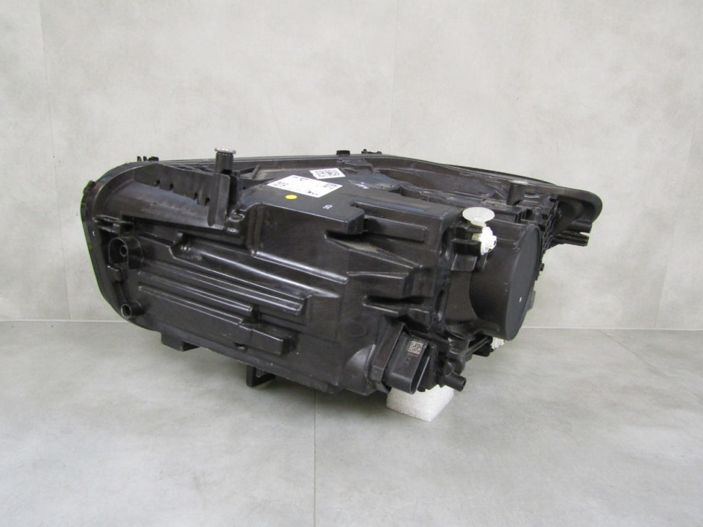 Prednji far MERCEDES B klasa W247 LED LIFT PERFORMANCE RH 22- A2479061004