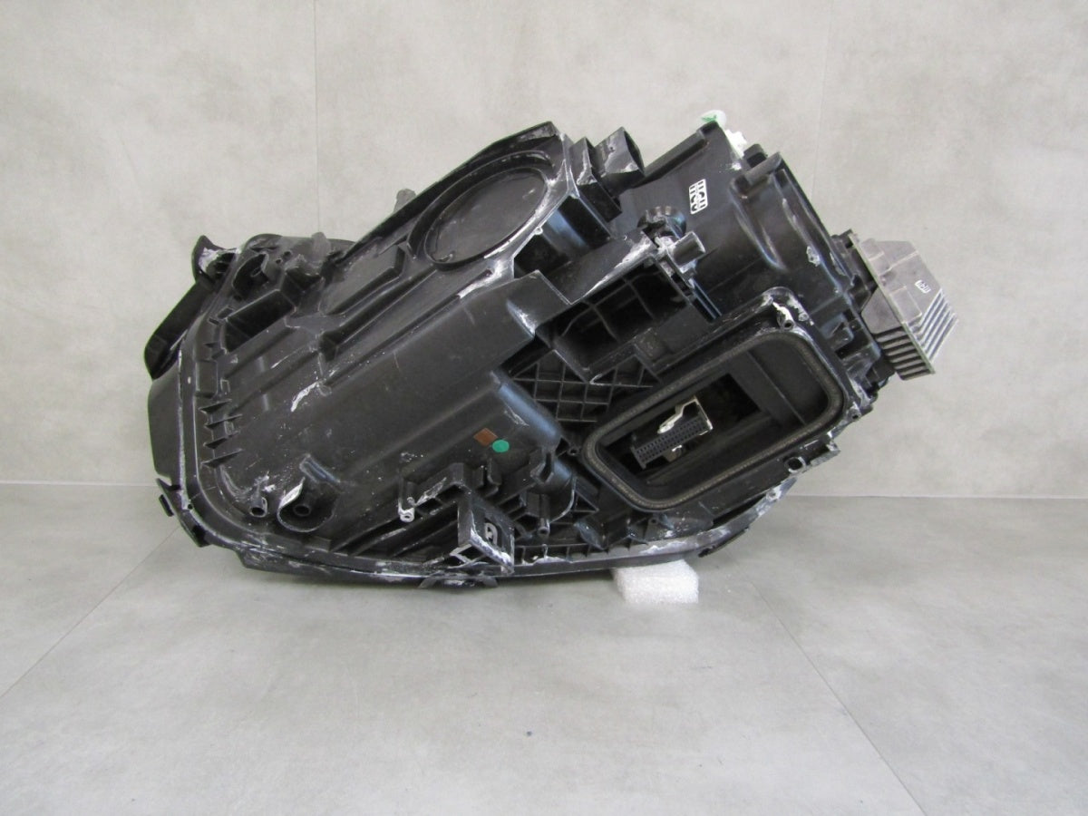 Prednji far MERCEDES EQA EQB FULL LED PERFORMANCE RH desni 21-24 A2439069000