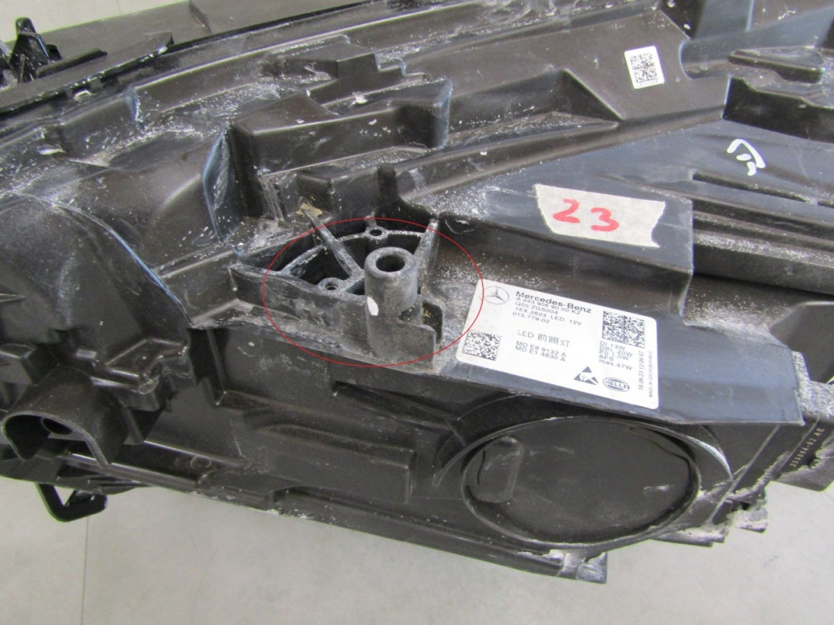 Prednji far MERCEDES EQA EQB FULL LED PERFORMANCE RH desni 21-24 A2439069000