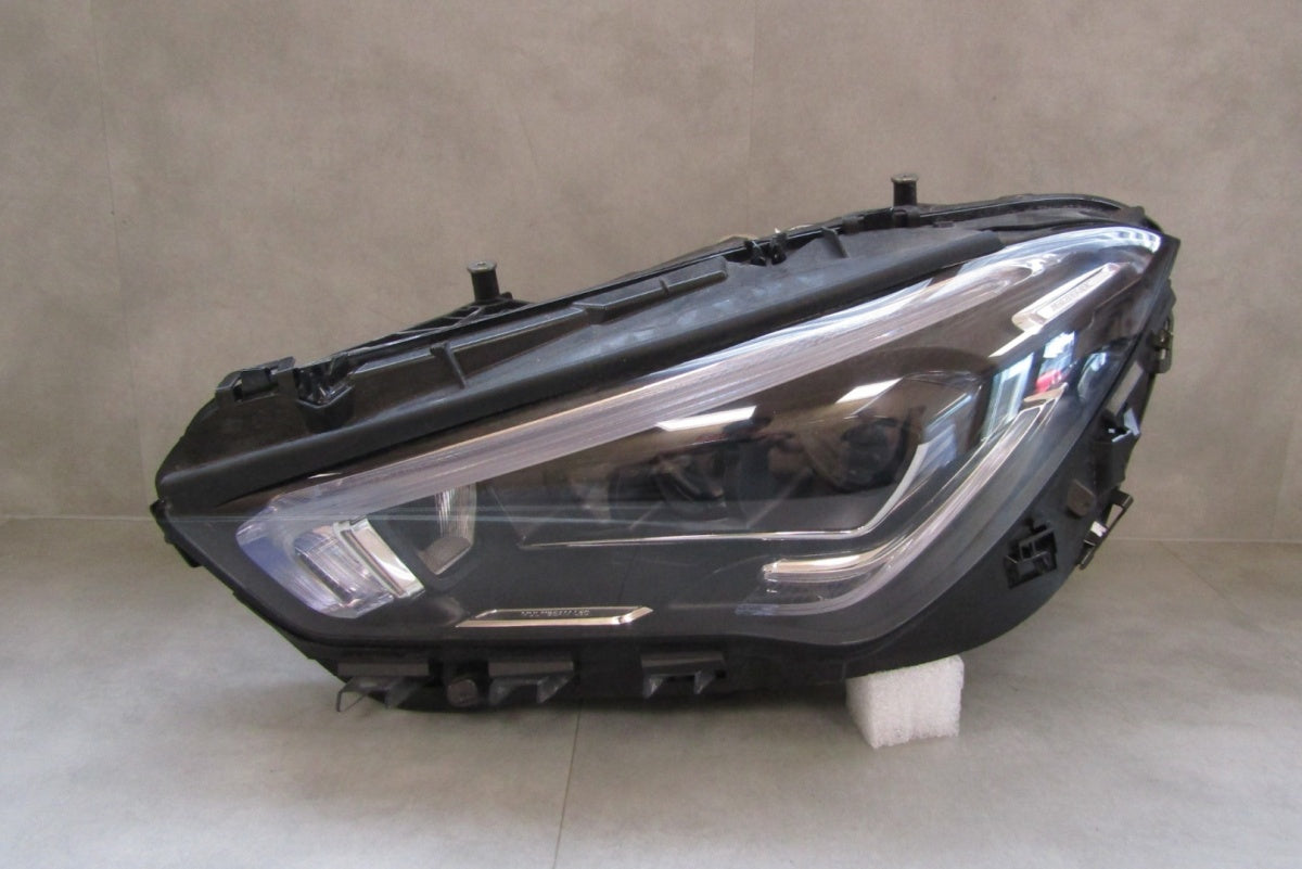 Prednji far MERCEDES CLA W118 MULTIBEAM FULL LED 19-23 LH A1189066901