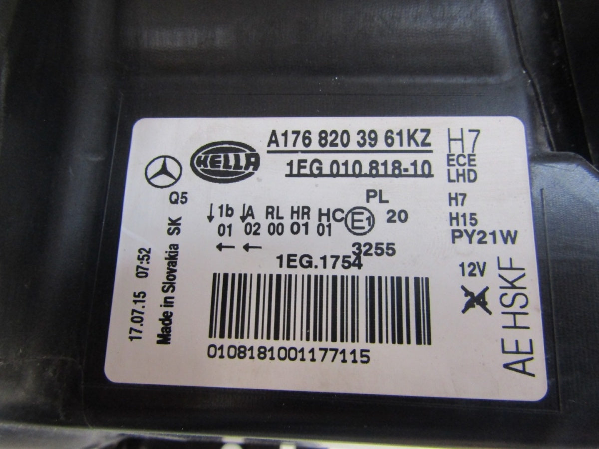 Prednji far Mercedes A klasa W176 halogen 12-15 RH desni A1768203961KZ