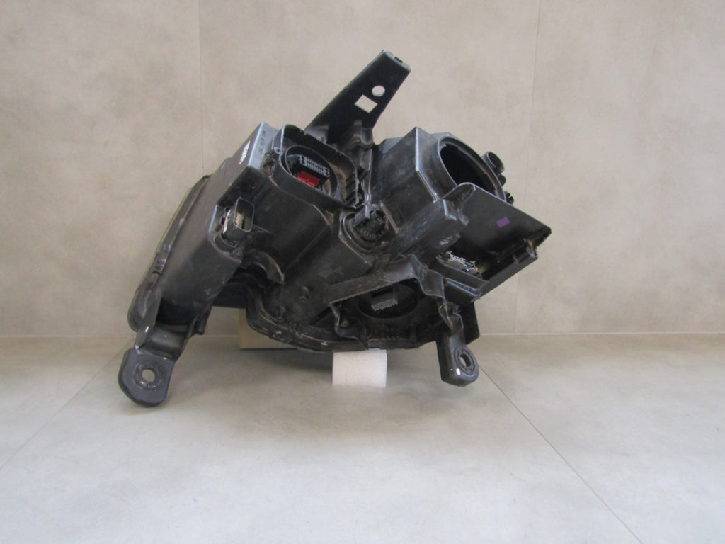 Prednji far JEEP GRAND CHEROKEE WK2 xenon nezakretni 13-16 RH desni