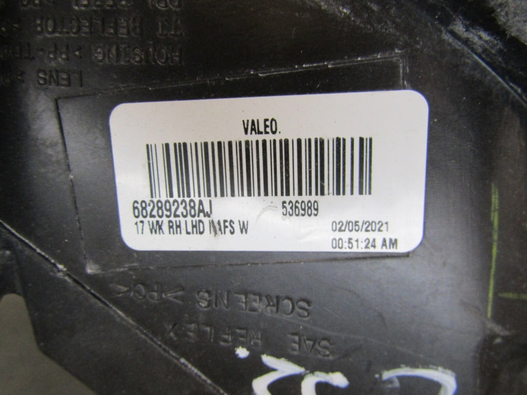 Prednji far JEEP GRAND CHEROKEE WK2 xenon nezakretni 13-16 RH desni