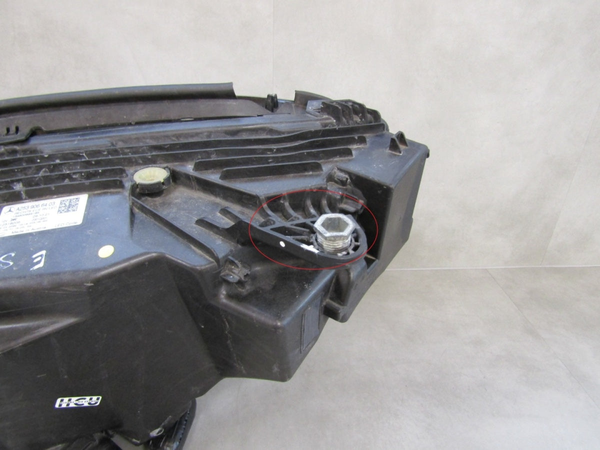 Prednji far MERCEDES GLC W253 LED HIGH PERFORMANCE LIFT 19- RH A2539066403
