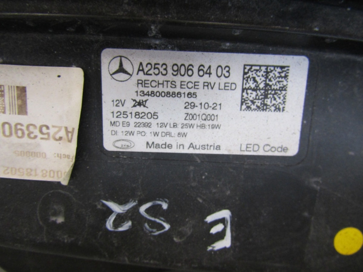 Prednji far MERCEDES GLC W253 LED HIGH PERFORMANCE LIFT 19- RH A2539066403