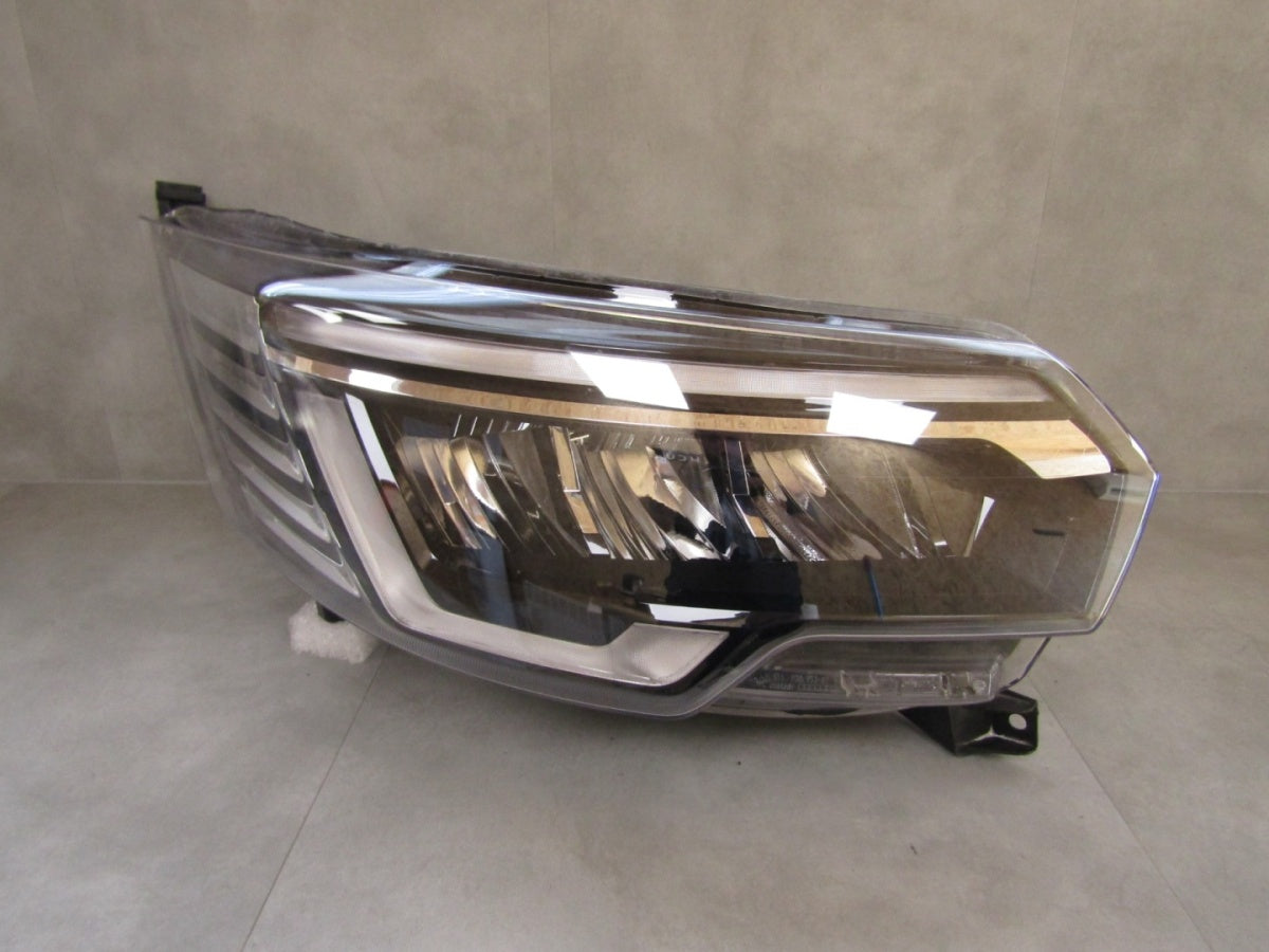 Prednji far RENAULT TRAFIC 3 III LIFT LED RH desni 20- 260102899R