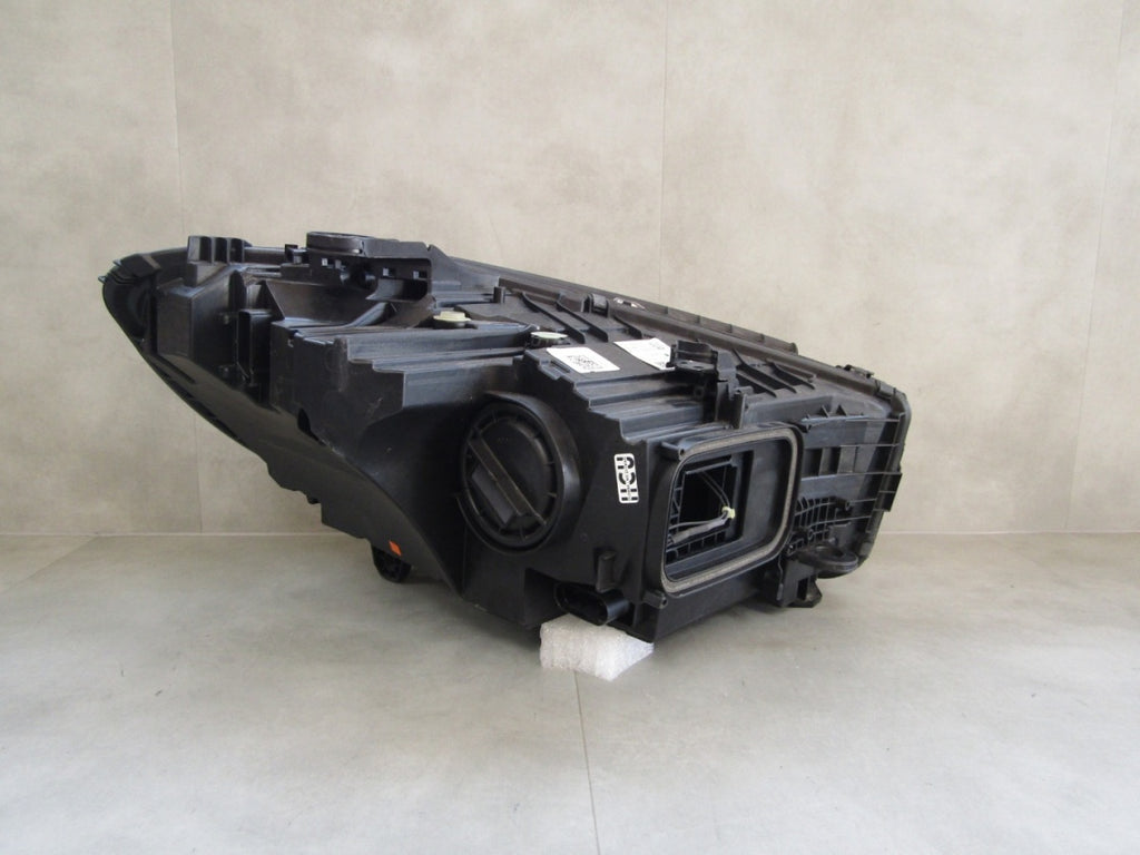 Prednji far MERCEDES C-KLASA W206 LED HIGH PERFORMANCE 22- LH A2069067103