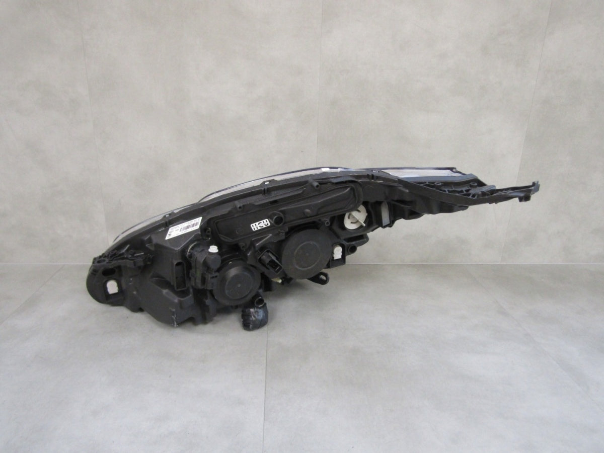 Prednji far PEUGEOT 208 I LIFT halogen sa sočivom 15-19 desni RH 9810805880