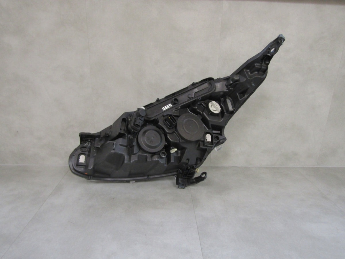 Prednji far PEUGEOT 208 I LIFT halogen sa sočivom 15-19 desni RH 9810805880