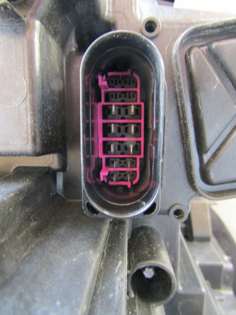 Prednji far Skoda Enyaq FULL LED LH lijevi 20- 5LB941015A