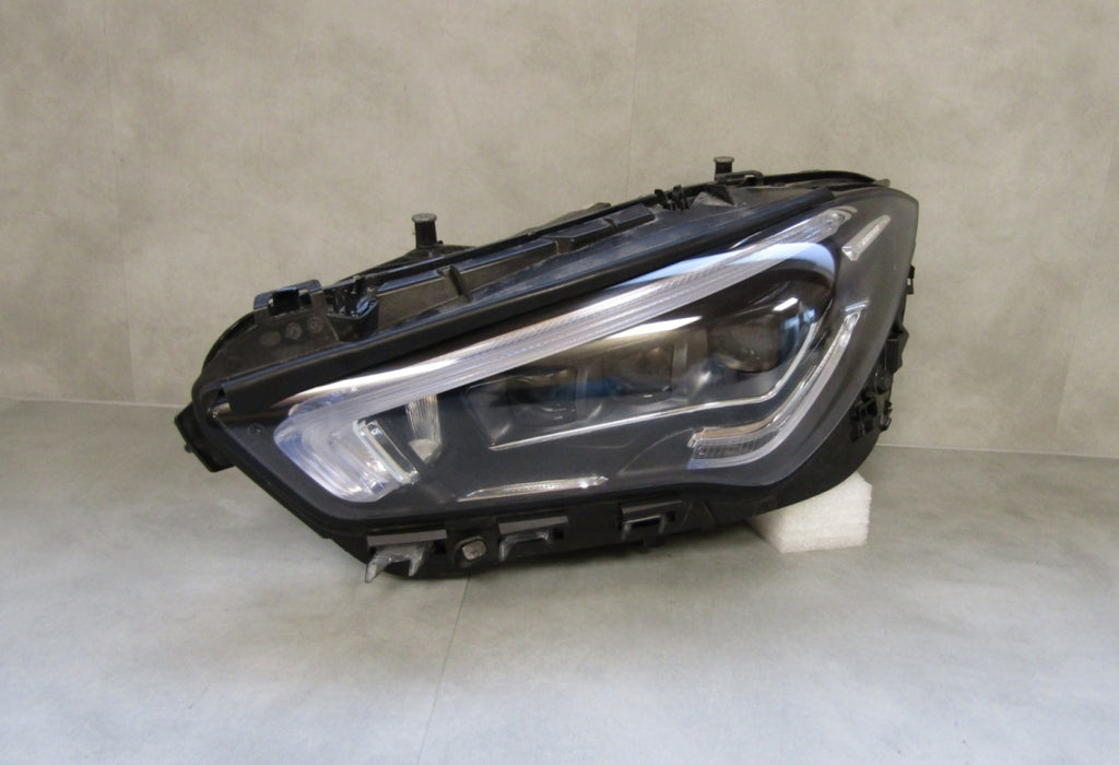 Prednji far MERCEDES CLA W118 MULTIBEAM FULL LED 19-23 LH A1189066901