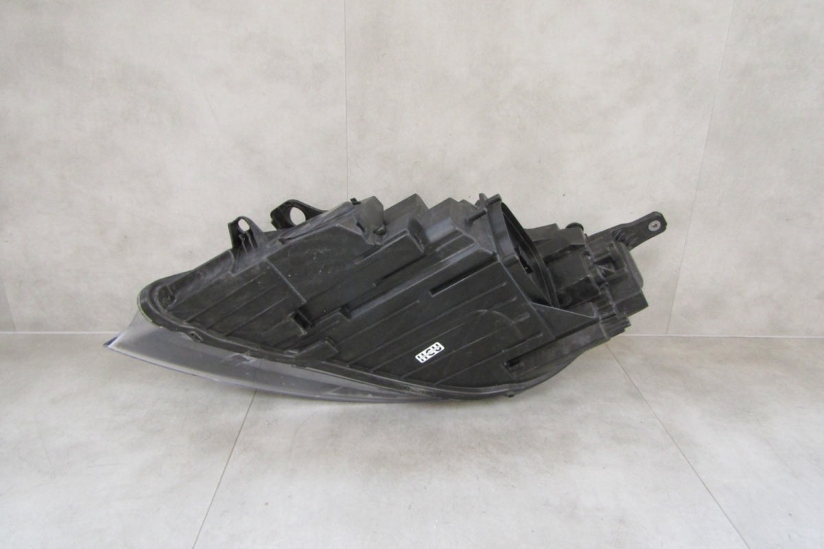 Prednji far Volvo V40 2 II Lift LED MID 16-19 RH desni 31420448