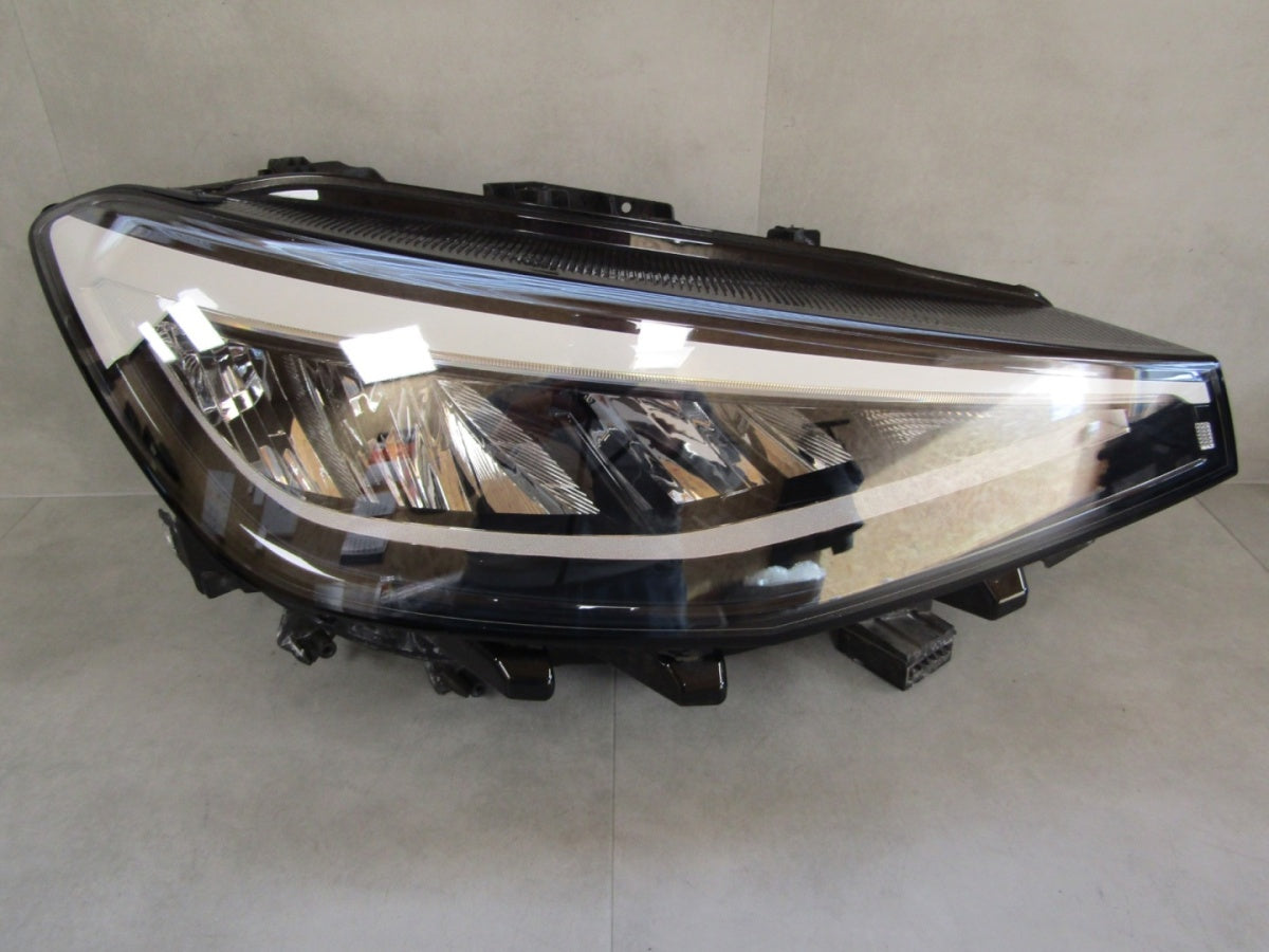Prednji far VOLKSWAGEN ID.4 ID4 ID.5 ID5 LED 20- desni RH 11B941006A