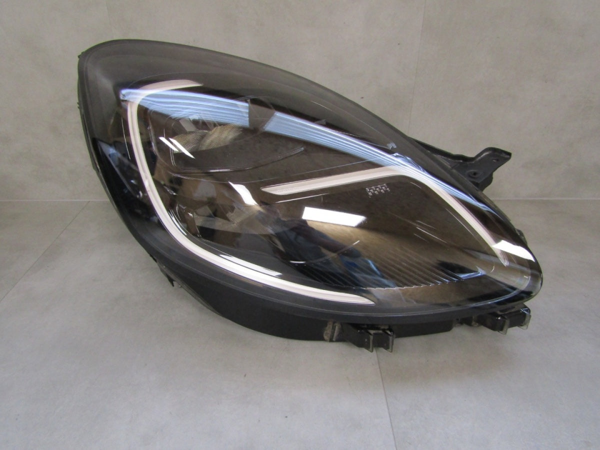 Prednji far FORD PUMA MK2 ST-LINE LED 19-24 RH desni L1TB-13E014-CH