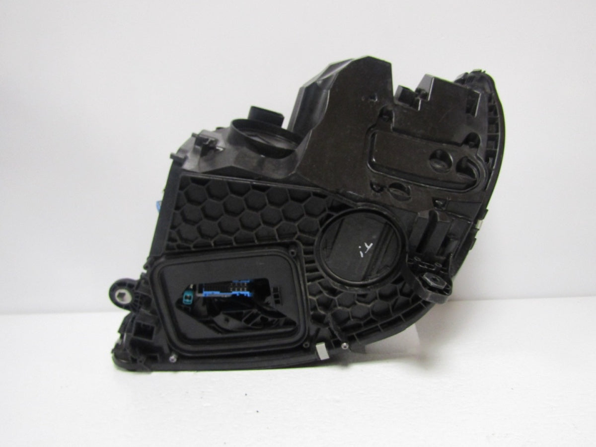 Prednji far MERCEDES C klasa W206 FULL LED DIGITAL LIGHT 22- RH A2069064803