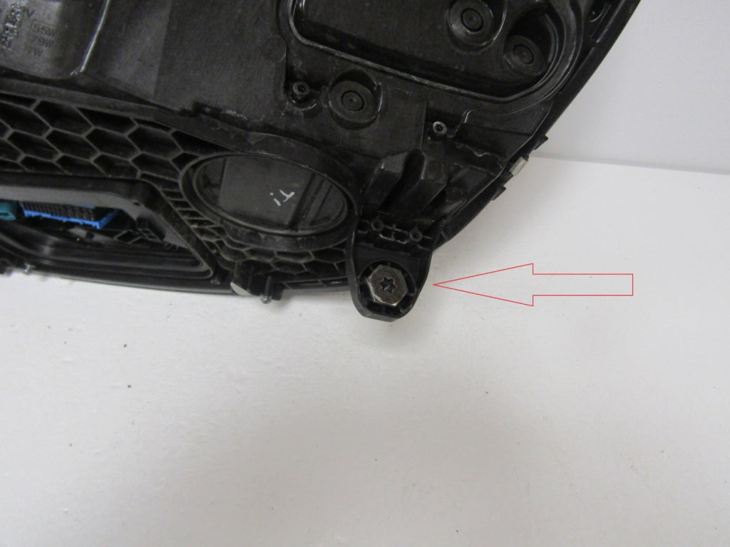 Prednji far MERCEDES C klasa W206 FULL LED DIGITAL LIGHT 22- RH A2069064803