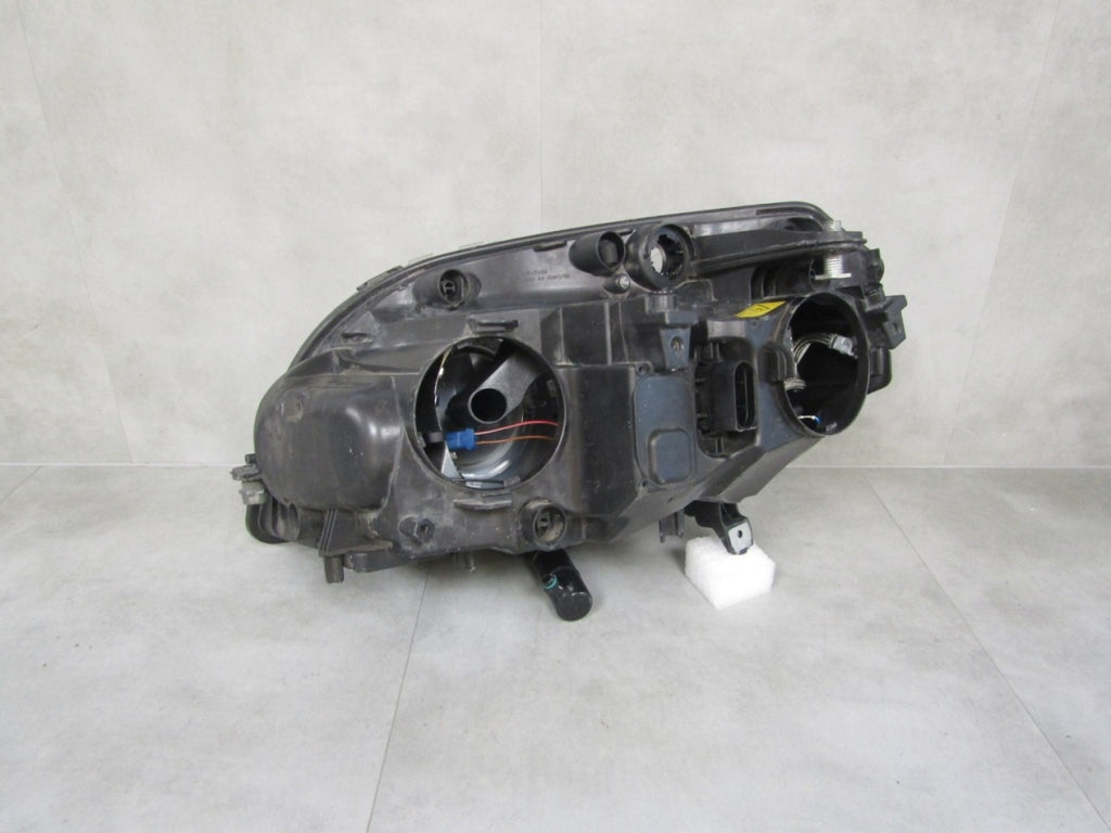 Prednji far MERCEDES GLK W204 xenon zakretni RH desni 08-12