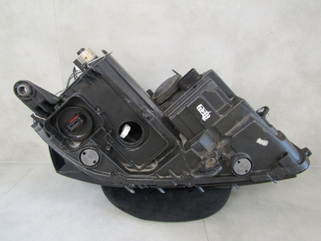 Prednji far VOLKSWAGEN PASSAT B7 xenon zakretni + LED 10-14 lijevi LH 3AB941751