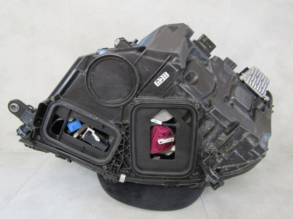 Prednji far MERCEDES S W223 FULL LED DIGITAL LIGHT RH desni 20- A2239063405