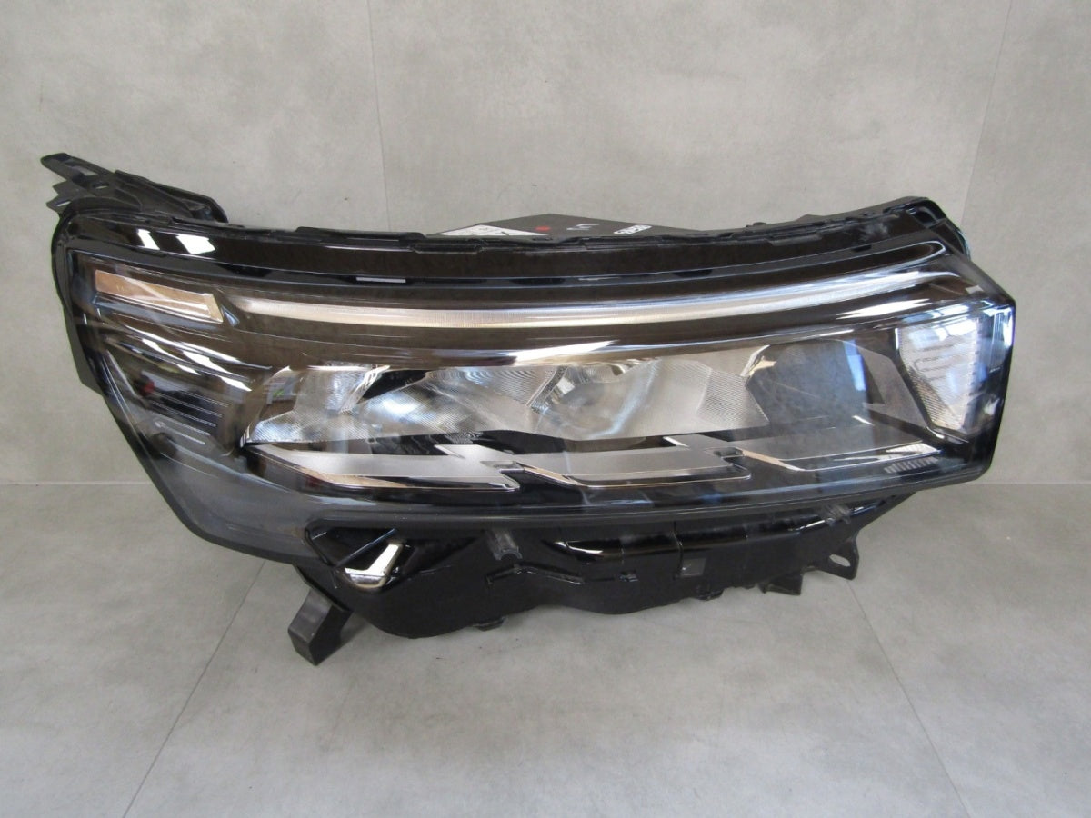 Prednji far NISSAN TOWNSTAR FULL LED RH desni 21- KOITO 100-6E00E