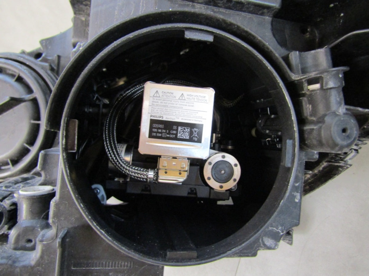 Prednji far MERCEDES B klasa W246 xenon zakretni ILS RH 11-14 A2468207861