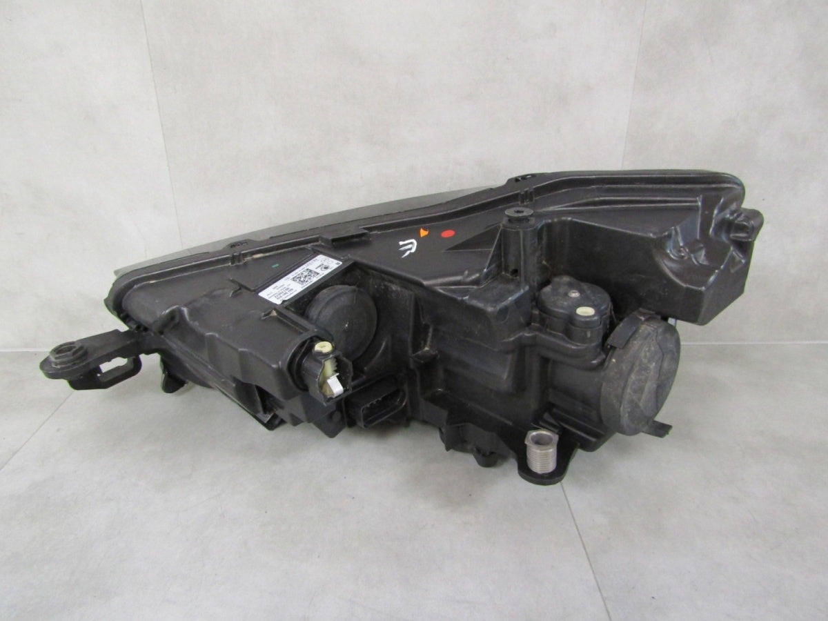 Prednji far SKODA SCALA LED 19-23 RH desni 657941016