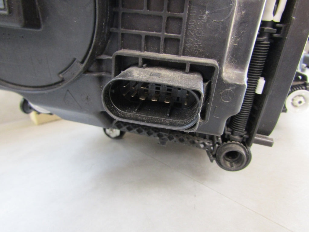 Prednji far MERCEDES GLE W167 LIFT FULL LED MULTIBEAM 23- LH lijevi A1679068309