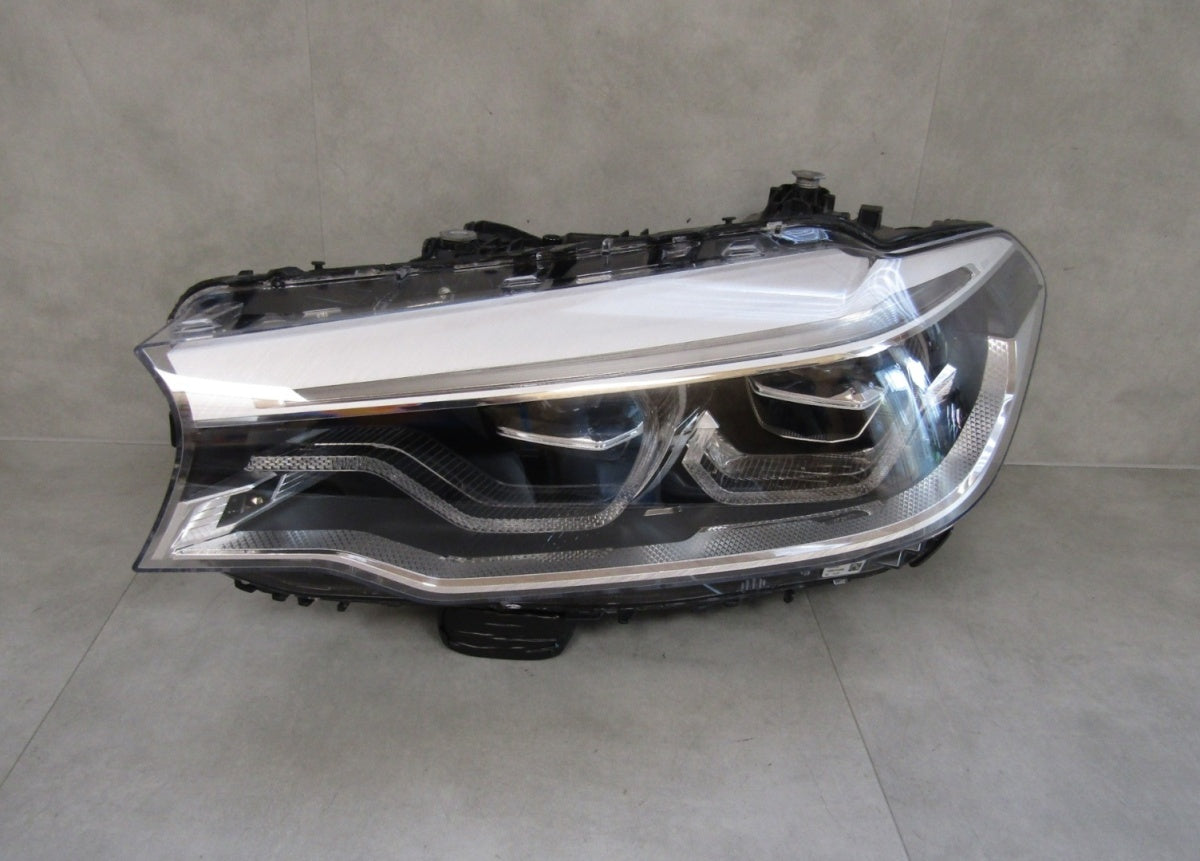 Prednji far BMW 5 G30 G31 ADAPTIVE FULL LED 17-20 LH lijevi 8499121-03