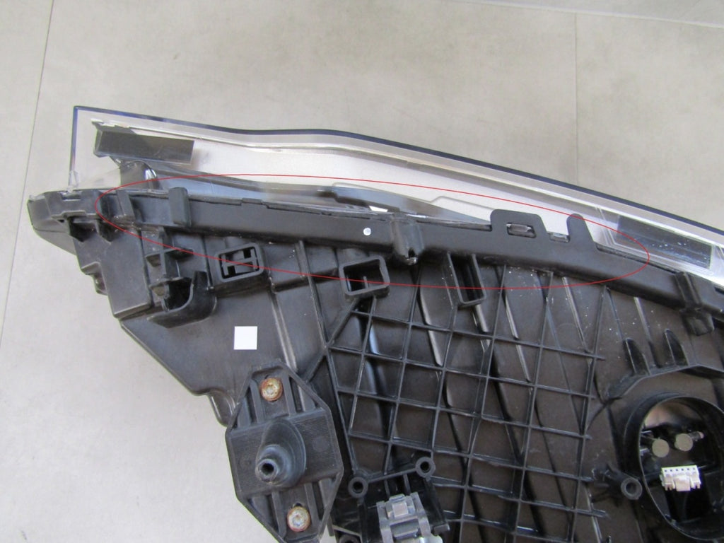 Prednji far BMW 5 G30 G31 ADAPTIVE FULL LED 17-20 LH lijevi 8499121-03