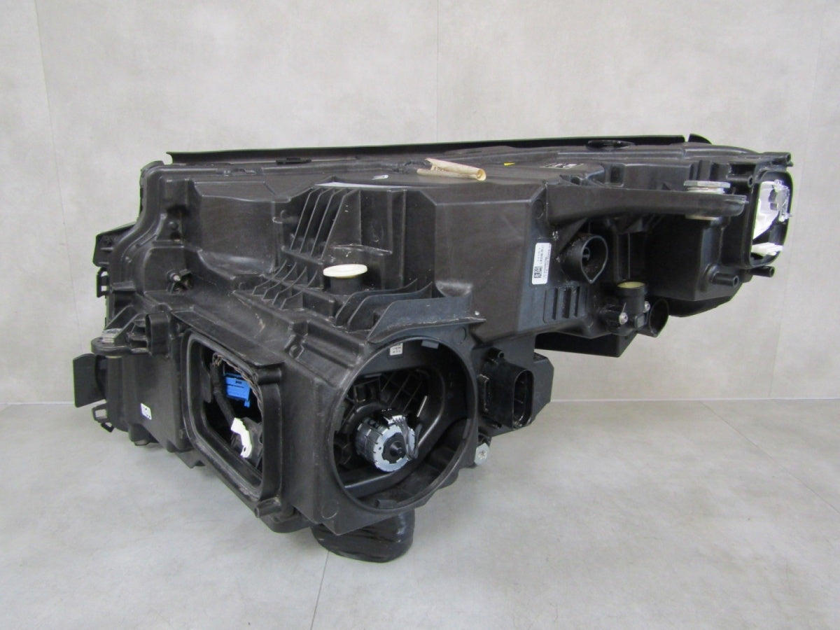Prednji far Mercedes EQC W293 Full LED RH desni A2939060201 19-23