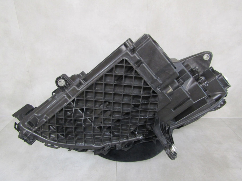 Prednji far Mercedes EQC W293 Full LED RH desni A2939060201 19-23